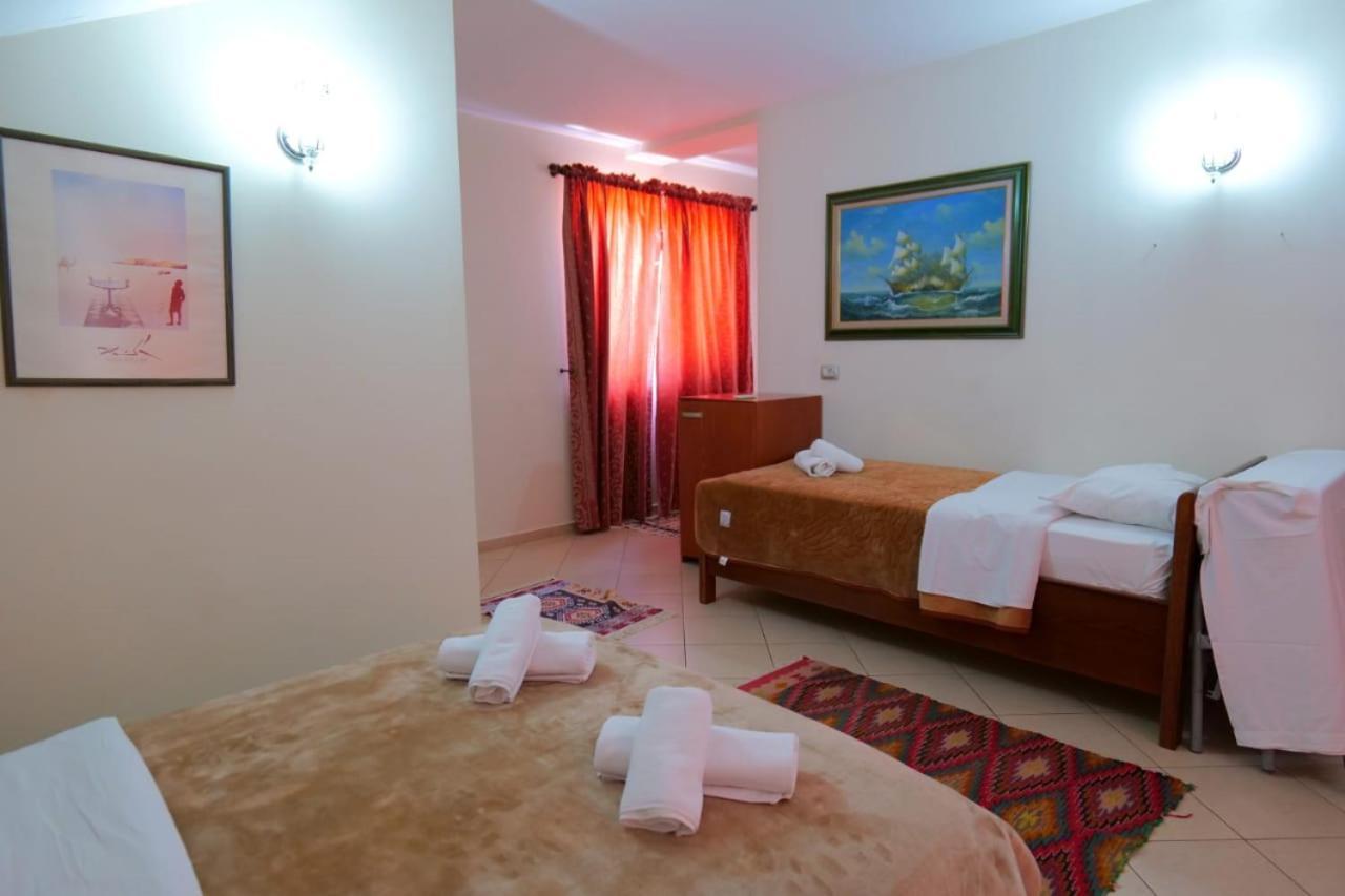 Hotel Veli Саранда Екстер'єр фото