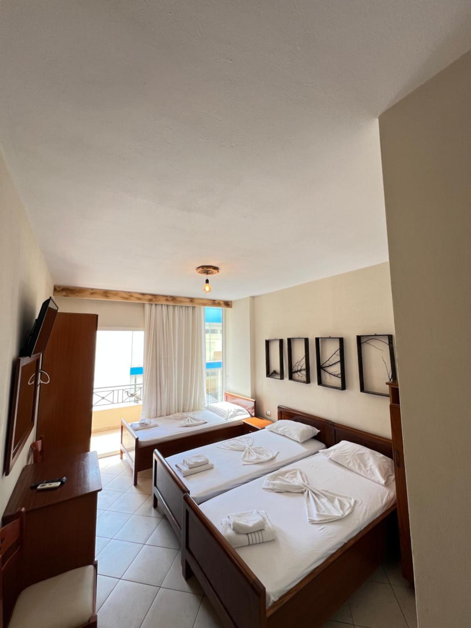 Hotel Veli Саранда Екстер'єр фото